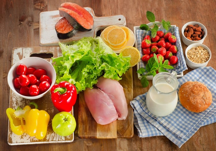Bổ sung dinh dưỡng đúng cách cho người cao tuổi phòng chống COVID-19
